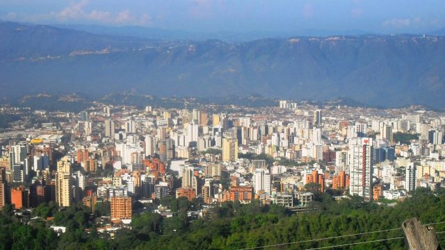Santander asegura recursos para arrancar parte del Anillo Vial Externo